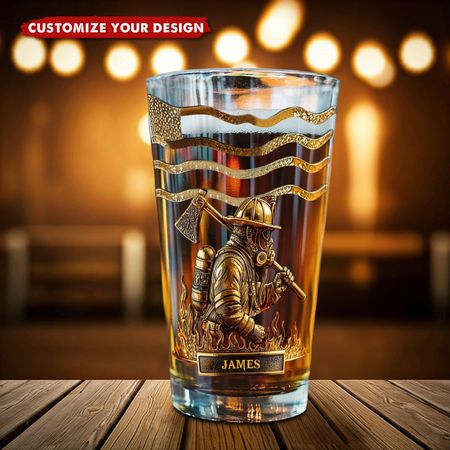 Stolzer Feuerwehrmann - Personalisiertes Feuerwehrmann-Bierglas
